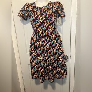 LuLaRoe Size m Amelia Fit & Flare Dress Multi Geo retroPattern With Pockets NWT